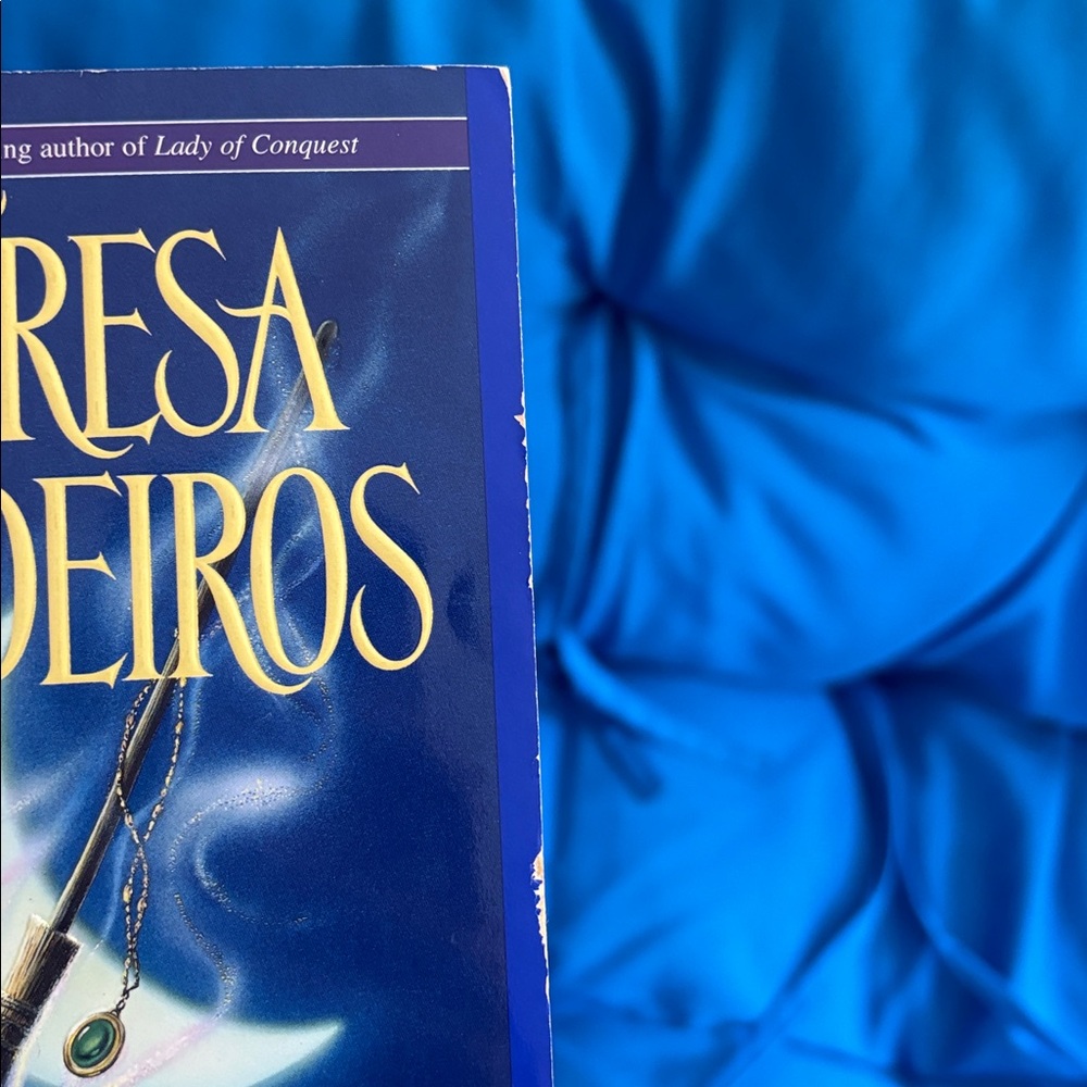 Breath Of Magic By Teresa Medeiros Soft Cover Romance Book NWOTS - Picture 4 of 13